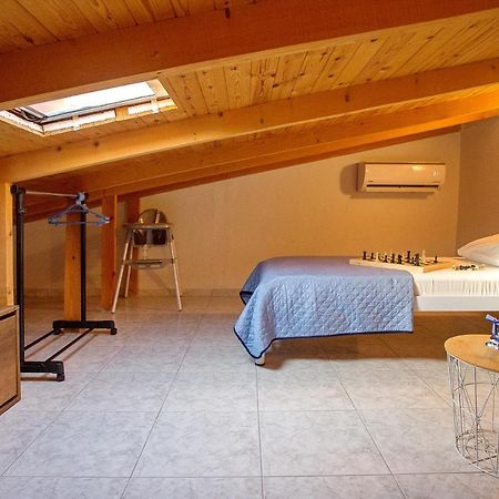 Holiday House Ioanna 2 - Loft Néa Péramos Extérieur photo