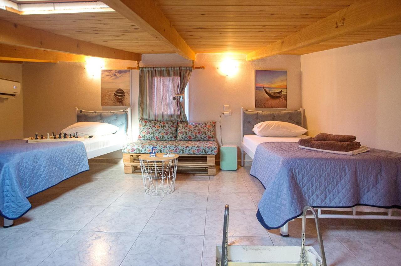 Holiday House Ioanna 2 - Loft Néa Péramos Extérieur photo
